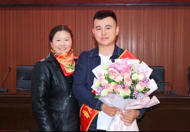 孫天賜，好樣的！